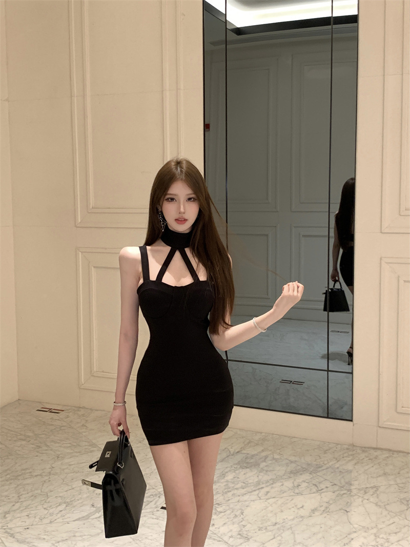 Sexy Sleeveless Bodycon Mini Dress in Black Knit