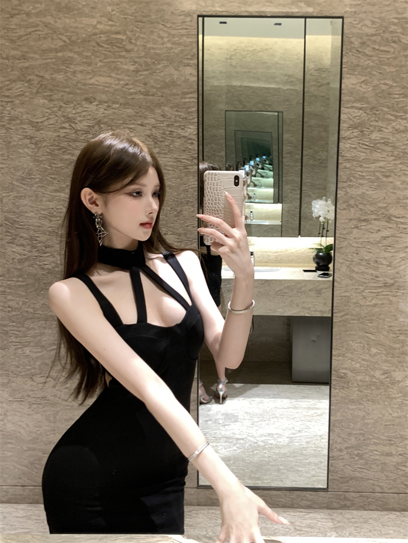 Sexy Sleeveless Bodycon Mini Dress in Black Knit